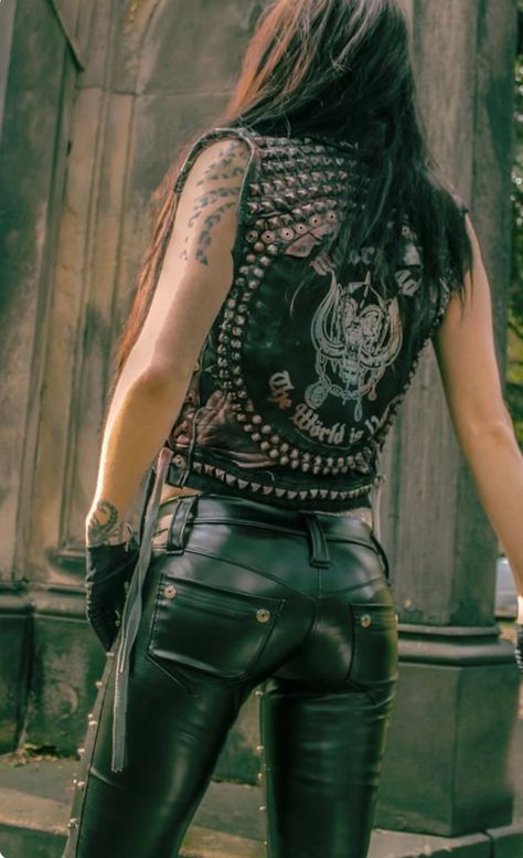 Sharon Ehman, Battle Vest, 2024 Inspiration, Heavy Metal Fashion, Toxic Vision, Clothing Reference, Custom Leather Jackets, Battle Jacket, Alternative Metal