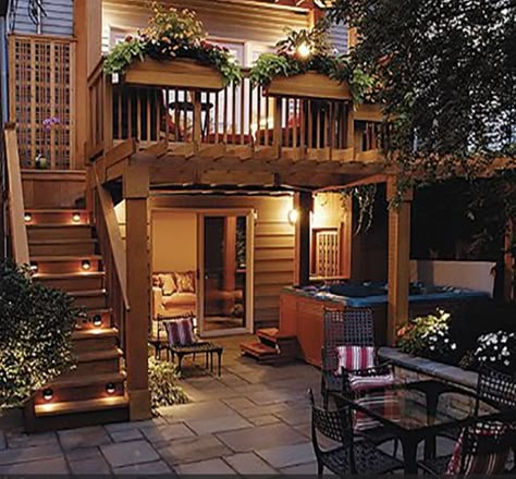 Terrasse Med Tak, Second Floor Deck, Second Story Deck, Building A Porch, Patio Deck Designs, Deck Designs Backyard, Deck Stairs, Casas Coloniales, Backyard Pergola