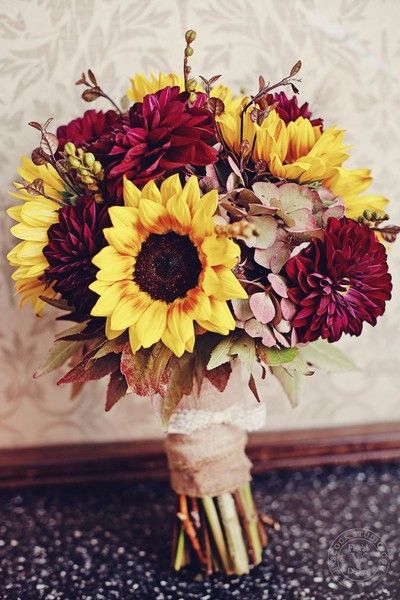 Bouquets on WeddingWire Sunflower Wedding Bouquet, Rustic Wedding Decorations, Autumn Bride, Boda Mexicana, Cemetery Flowers, Sunflower Bouquets, Friends Wedding, Fall Wedding Bouquets, Fall Wedding Flowers