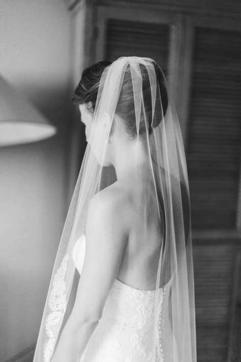 French Twist | Wedding Hair | Bridal Musings Wedding Blog 4 Updo Veil, French Twist Updo, Wedding Hairstyles And Makeup, Bridal Hair Veil, Wedding Hair Up, French Twist Hair, Bridal Hair Updo, Wedding Hairstyles With Veil, Peinados Recogidos