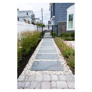 Beach House Entry - Beach Style - Landscape - Boston - by Andover Landscape Design & Construction | Houzz House Entry, Nj Beaches, Natural Stone Pavers, Beach Homes, Front Yard Garden, Drought Tolerant Plants, Side Yard, Island Home, Beach Landscape