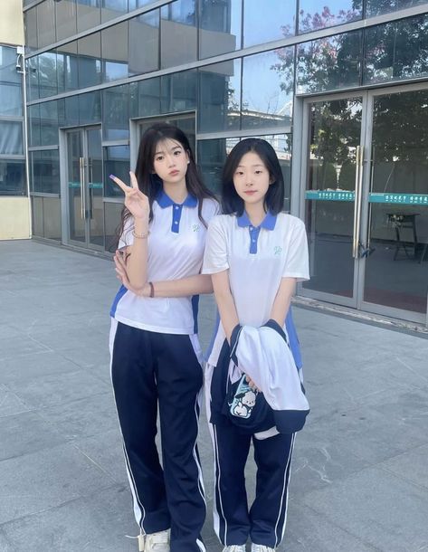 Pe Outfits For School Korean, School Pe Uniform Aesthetic, Boarding School Aesthetic Uniform Pe, Aesthetic Pe Uniform, Cute Korean School Uniforms, Japanese Sports Uniform, Sport Uniform School Korean, Korean Sports Uniform, Highschool Outfits Uniform