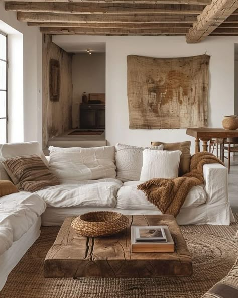 Mallorca Living Room, White Boho Living Room, Spanish Style Living Room, Spanish Living Room, Mediterranean Living Rooms, Organic Modern Living Room, Earthy Living Room, Rustic Farmhouse Living Room, White Living Room