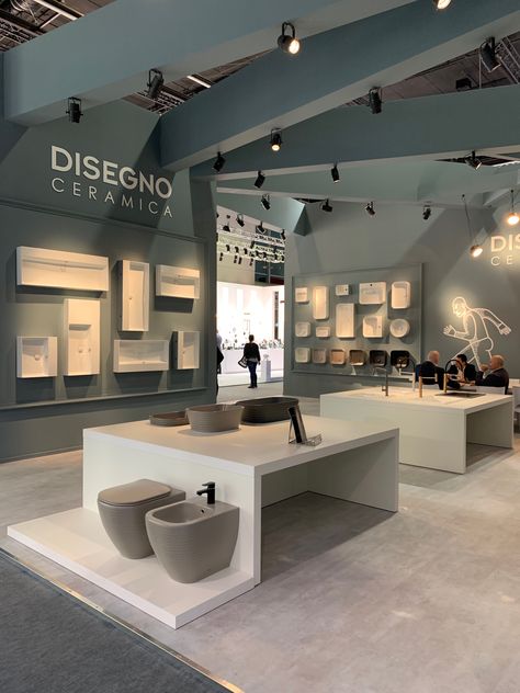 Ceramic Showroom Design, Modern Showroom Interior Design, Sanitary Shop Interior Design, Showroom Bathroom Design, Ceramic Showroom Interior Design, Furniture Fair Stand Design, Bathroom Showroom Design, Bathroom Showroom Display Store Design, Sanitary Ware Showroom Design