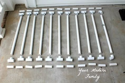 DIY Gate for bottom of steps (when opening is too wide for a gate) Wide Staircase, Pvc Gate, Diy Dog Gate, Pvc Pipe Ideas, Diy Gate, Diy Baby Gate, Baby Gate For Stairs, Pvc Furniture, Pvc Fence