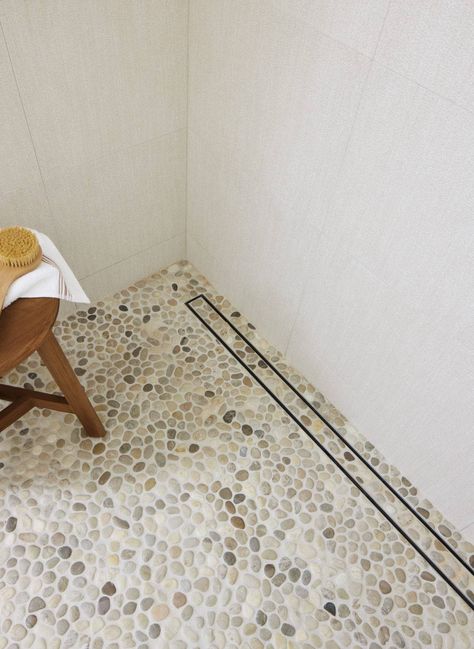 Annie Selke's Palm Springs Desert Oasis - The Tile Shop Blog Pebble Mosaic Shower Floor, Pebble Shower, Pebble Shower Floor, Small Wooden Stool, Rock Floor, Small Mosaic, Pebble Tile, Shower Floor Tile, Bathroom Redesign