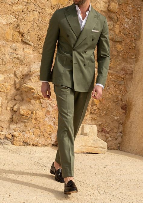 Buy Mens Double Breasted Green Suit Slim Fit Suit Dinner Party Online in India - Etsy Double Breasted Coat Outfit, Green Double Breasted Suit, Wedding Guest Outfit Men, Office Old Money, Gents Style, Pini Parma, Green Suit Men, Double Breasted Suit Men, Green Wedding Suit