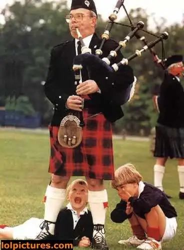 Scottish Kilt Jokes - HubPages Scottish Kilts, Men In Kilts, Bagpipes, Kids Pictures, Kilt, Bones Funny, Funny Kids, Funny Moments, Funny Photos