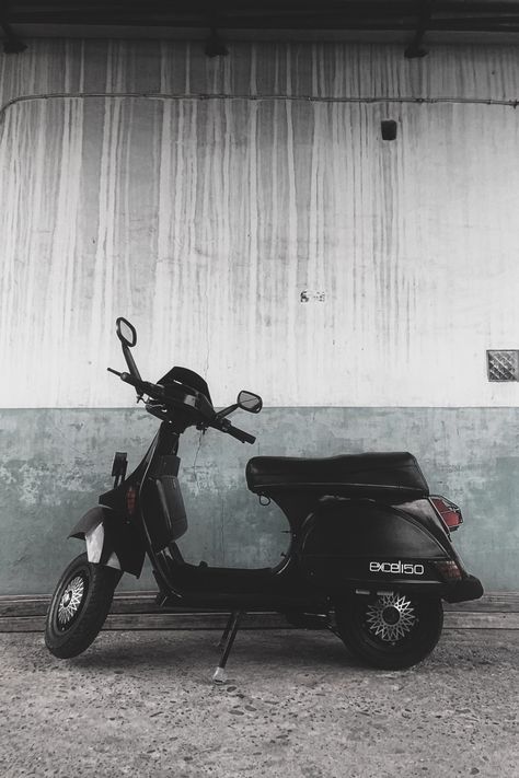 Vespa Excel 150, Vespa Excel, Shoes Sneakers High Tops, Cars Garage, Bike Pic, Full Hd Wallpaper, Sepeda Motor, Vroom Vroom, Full Hd