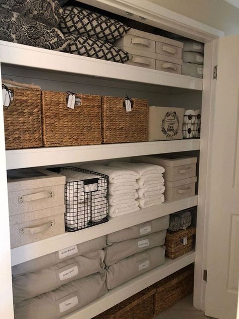 Linen Closets, Organized Closet, Storage Baskets With Lids, Desain Pantry, House Organisation, Grey Storage, Linen Cupboard, Linen Closet Organization, Organization Storage