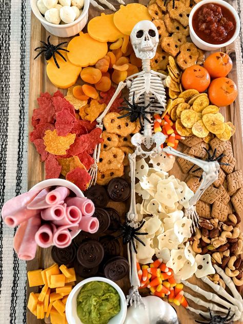 Halloween Charcuterie Board | A Slice of Style Creative Food Boards, Charcuterie Board Easy, Halloween Charcuterie Board Ideas, Pumpkin Shaped Cookies, Halloween Charcuterie Board, Halloween Potluck, Halloween Charcuterie, Halloween Menu, Charcuterie Board Ideas