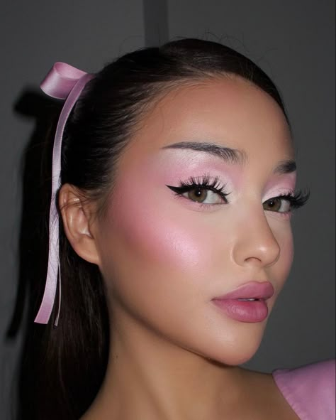 Ballerina Makeup, Maquillage On Fleek, Princess Makeup, Barbie Makeup, Makijaż Smokey Eye, Dope Makeup, Creative Makeup Looks, Instagram Makeup, Glamour Makeup