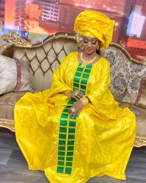 African Clothing Women, Bazin Dress, Senegalese Styles, Grand Dakar, Kaftan Styles, Long African Dresses, African Traditional Wedding, African Dresses Modern, African Print Dress Designs