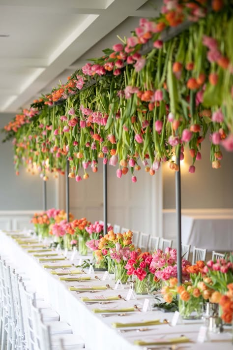 A Beautiful & Colorful Bridal Brunch - John Cain Photography | Dallas TX Tulip Wedding Decorations, Tuscany Spring, Colorful Tablescapes, Orange And Pink Wedding, Tulip Decor, Tulips Arrangement, Tulip Wedding, Spring Bridal Shower, Spring Dinner