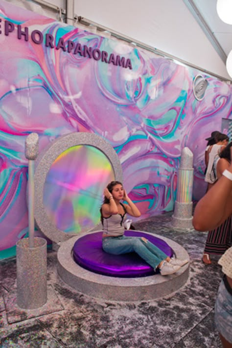 Activations | BizBash Deep Eddy Vodka, Selfie Wall, Photo Zone, Event Booth, Backdrop Photo, Exhibition Booth Design, Music And Art, Exhibition Booth, Salou