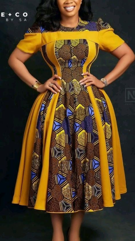 Latest African Attire Designs, African Attire Designs For Ladies, Chitenge Outfits For Women Dresses, Nice Ankara Styles For Ladies, Wax Style African Fashion, Short African Dresses Classy, Seshweshwe Dresses Design, African Attire For Women Outfits, African Attire Patterns