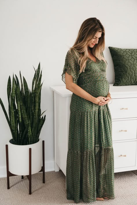 Baby Shower Look : Emerald Green Ba&sh Dress + Cult Gaia Mules | The Grey Edit Maternity Baby Shower Outfit, Baby Shower Outfit Ideas For Mom, Baby Shower Outfit Ideas, Green Maternity Dresses, Baby Shower Look, Bump Outfits, Maternity Dresses For Baby Shower, Spring Maternity, Shower Outfits