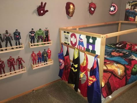 22 Spectacular Superhero Bedroom Ideas for Kids Marvel Boys Room, Boys Superhero Bedroom, Spiderman Bedroom, Avengers Bedroom, Marvel Bedroom, Avengers Room, Marvel Room, Space Saving Bedroom, Boy Toddler Bedroom