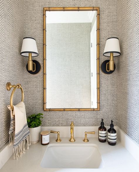 Phillip Jeffries on Instagram: “The perfect powder room does exist! Freshen up in this stunning space from @mbc.interiordesign featuring Chevron Chic in Bay Blue. Discover…” Wallpaper In Bathroom, Powder Room Wallpaper, Apple Iphone Wallpaper, Apple Iphone Wallpaper Hd, Wallpaper Kitchen, Wallpaper Ceiling, Wallpaper Bathroom, Iphone Wallpaper Hd, Wallpaper Accent Wall