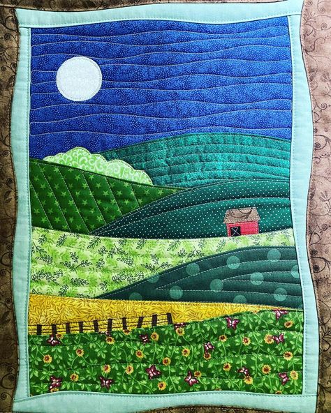 Landscape Fabric Art, Textile Landscapes Fabrics, Art Quilts Inspiration Wall Hangings, Quilted Landscapes Wall Hangings, Fabric Pictures Ideas, Textile Projects Ideas, Fabric Landscape Art, Sewing Landscapes, Landscape Quilts Ideas