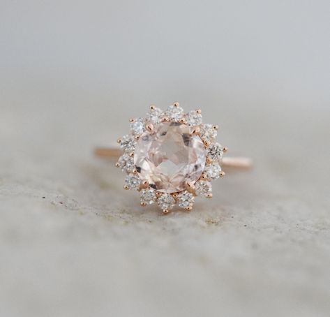 Round Sapphire Ring, Peach Champagne Sapphire, Sapphire Ring Engagement, Peach Sapphire Rings, Champagne Sapphire, Peach Morganite Ring, Pink Engagement, Sapphire Halo Ring, Pink Diamond Engagement Ring