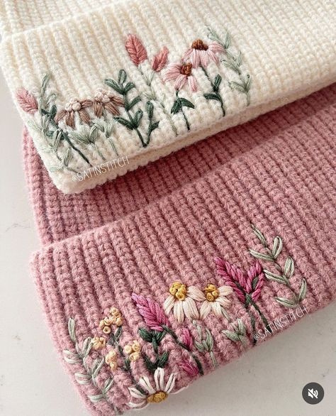 Beanie Collection, Clothes Embroidery Diy, Hand Embroidery Projects, Pola Sulam, Embroidery Gifts, Hat Embroidery, Cute Embroidery, Sewing Embroidery Designs, Hand Embroidery Art