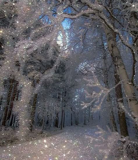 Winter Princess, Snow Fairy, Snow Princess, Winter Fairy, Magical Winter, Snow Angel, Fairy Aesthetic, Potter Art, Snow Angels