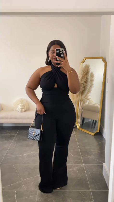 Cute Birthday Outfits Black Women Classy Plus Size, Plus Size Black Club Outfit, 25th Birthday Outfit Ideas Plus Size, Plus Size Black Outfits Classy, Plus Size Boujee Outfits, Graduation Outfit Ideas Plus Size Classy, Birthday Fits Plus Size, Plus Size Heels Outfit, Day Party Outfit Black Women Plus Size