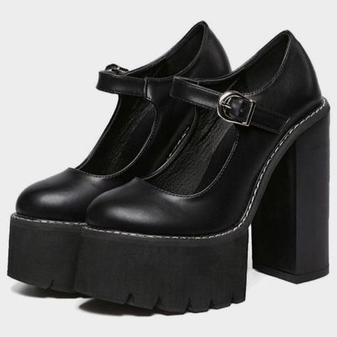 Mary Jane Shoes Heels, Gothic Shoes, Dr Shoes, Fancy Shoes, Aesthetic Shoes, Dr Closet, Mary Jane Heels, Pretty Shoes, Dream Shoes