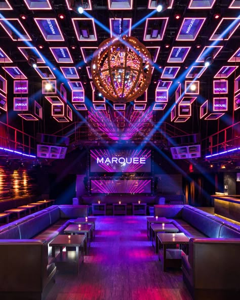 Club Venue Night, Club Set Up, Club Setting Party, Club Venue Aesthetic, Dance Bar Design, Night Club Interior Design Bar, Night Club Restaurant, Small Night Club Design, Discotheque Aesthetic