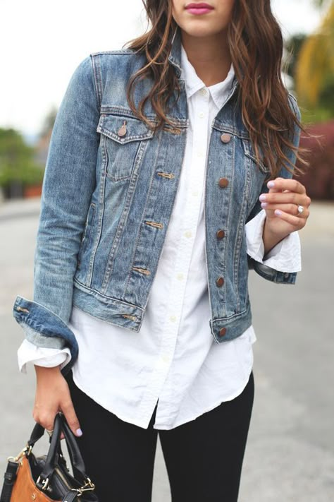 Blue Jean Jacket Outfits, Dress Pants Outfits, Look Legging, Look Jean, Jean Jacket Outfits, Denim Jacket Outfit, Denim Jacket With Dress, Outfit Mujer, Mode Casual