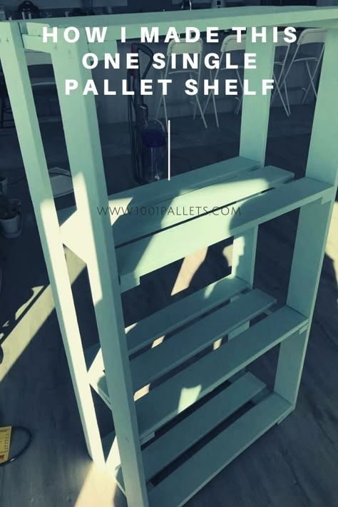 Pallet Bookcase, Pallet Shelves Diy, Repurposed Pallet Wood, Easy Shelves, Pallet Bookshelf, Small Pallet, Pallet Shelf, Diy Wood Pallet Projects, Pallet Storage