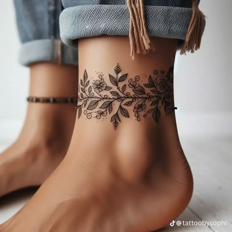 Inside Knee Tattoo, Leg Bracelet Tattoo, Tattoo Genou, Mandala Foot Tattoos For Women, Wrap Around Calf Tattoos For Women, Calf Sleeve Women Tattoo, Ankle Wrap Around Tattoo, Behind Ankle Tattoo, Ankle Tattoos For Women Wrap Around