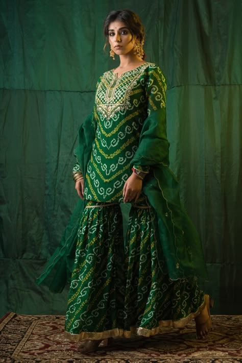 Buy Ruchira Nangalia Green Cotton Bandhani Print Kurta Sharara Set Online | Aza Fashions Bandhani Sharara Dress, Bandhani Designer Dress, Bandhani Sharara Suit, Bandhani Suit Design, Ghatchola Sarees Blouse Design, Bandhani Co Ord Set, Bandhani Kurta Designs Women, Bandhni Dress Design, Bandhani Kurti Designs Cotton