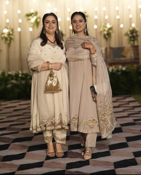 Latest Velvet Dresses, Embroided Suits, Dolan Twin Quotes, Suit Stitching, Punjabi Dress Design, Twin Quotes, Punjabi Dresses, Punjabi Suits Designer Boutique, Punjabi Suits Designer