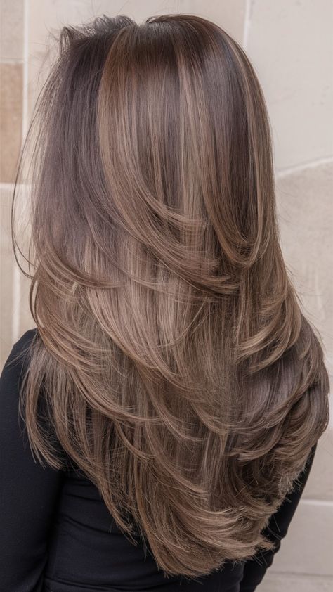 Urban Hair Colour, Pretty Hair Ideas Colour, Lightest Brown Balayage, Light Brown Long Hair With Highlights, Medium Tone Hair Color, Ideas For Hair Dye, Highlights All Over Hair, Light Brown Milk Tea Hair Highlights, Soft Caramel Hair Color