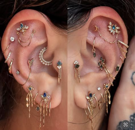 Ear Piercing Ideas For Pointy Ears, Ear Piercings Layout, Ear Piercing Layout Ideas, Stacked Earrings Aesthetic, Trendy Piercings, Ear Piercing Layout, Ear Piercing Curation, Piercing Aesthetic, Alternative Earrings