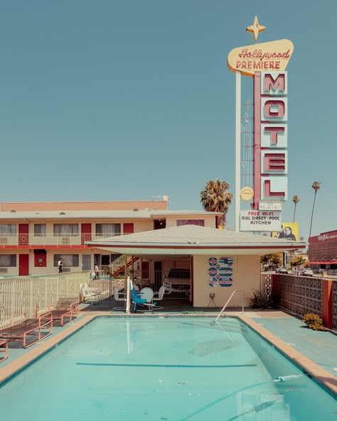 Motel Aesthetic, Lana Del Rey Aesthetics, Lizzy Grant Summer, Diner Bar, Retro Signage, Oasis Springs, American Aesthetic, Hollywood Aesthetic, Americana Aesthetic