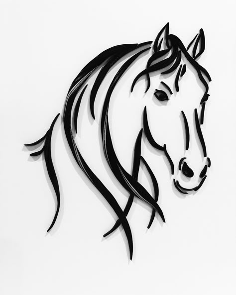 Quilled horse “Black Beauty” Horse Designs Art, Horse Outline Simple, Horse Head Stencil Templates, Horse Quilling, Wood Burning Horse Patterns, Horse Wood Burning Pattern, Horse Face Drawing, Black Horse Painting Acrylic Easy, Horse Head Silhouette Outline