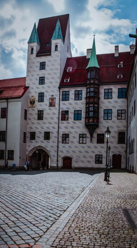 Munich - Bavaria, Germany Germany Architecture, Armchair Travel, Chrysler Building, Amazing Buildings, Munich Germany, Bavaria Germany, Vacation Places, Beautiful Architecture, Germany Travel