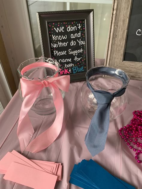 Gender Reveal Ideas For Party Decoration, Gender Reveal Activities, Diy Baby Shower Ideas, Gender Reveal Food, Gender Reveal Diy, Simple Gender Reveal, Creative Gender Reveals, Gender Reveal Baby Shower Themes, Reveal Party Games