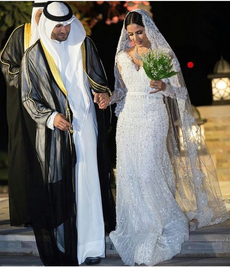 Arab Wedding Dress, Arab Bride, Arabian Wedding, Arabic Wedding Dresses, Lebanese Wedding, Simple Beach Wedding, Hijab Wedding Dress, Arab Wedding, Hijab Wedding