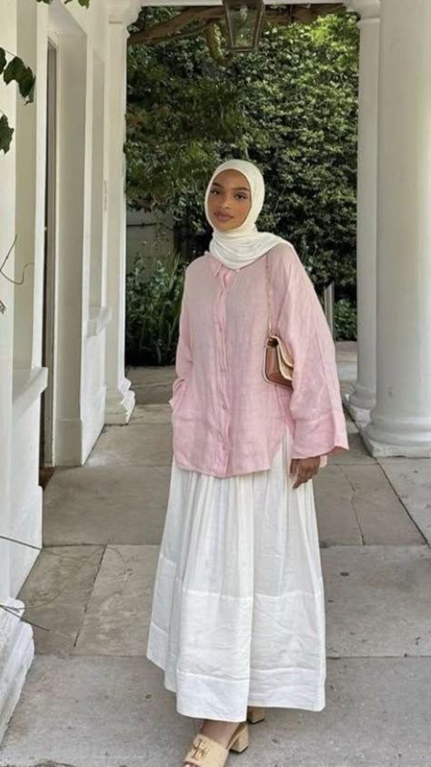 Pink Shirt Outfit, Linen Summer Outfits, Modest Outfits Muslim, White Skirt Outfits, Hijab Fashion Summer, Hijabi Fits, Bags 2024, Hijabi Outfit, Modest Fashion Hijab