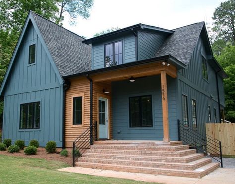 House With Brown Trim, Navy Blue House, Blue Home Exterior, Blue House Exterior, Exterior Gray Paint, Blue Siding, Craftsman Style Bungalow, Cabin Exterior, Pintura Exterior