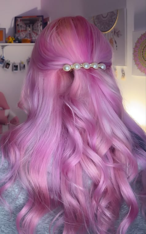 Pink hair, cute, hair dye Pink And Purple Hair Ideas, Purple Hair Ideas, Chromasilk Vivids, Pink And Purple Hair, Baby Pink Hair, Hair Color Swatches, Pastel Purple Hair, Lavender Hair Colors, Pink Purple Hair