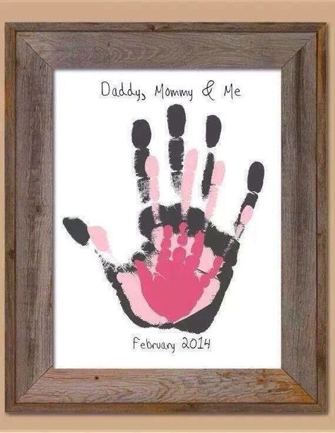 Hand Print Art, Family Hand Prints, Baby Art Projects, Diy Bebe, Diy Nursery, Baby Room Design, Handprint Art, Baby Diy, Nursery Inspiration