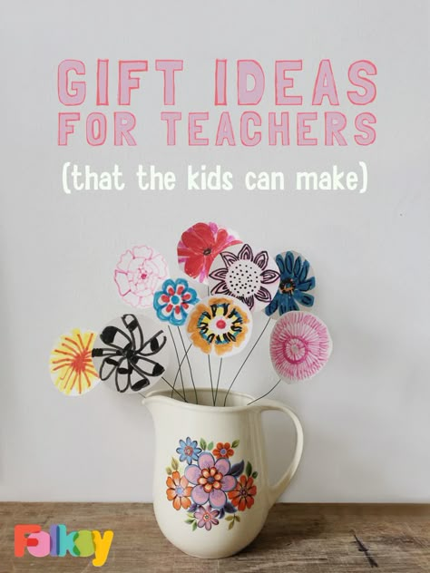 DIY paper flowers, DIY gift ideas for teachers, end of year gifts, gifts for teachers, teacher appreciation gifts Teacher Appreciation Gifts Homemade, Teacher Gifts Handmade, Art For Teachers Gift, Teacher Craft Gifts, Teacher Gifts Diy From Kids, Home Made Teacher Gift, Diy Preschool Teacher Gifts, Teacher Appreciation Crafts For Kids, Crafts For Teachers From Kids