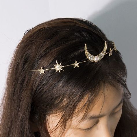 Diadem Wedding, Modern Dans, Bridal Crown Tiara, Crown Aesthetic, Cheap Hair Products, Coron, Head Piece, Gold Moon, Tiny Diamond