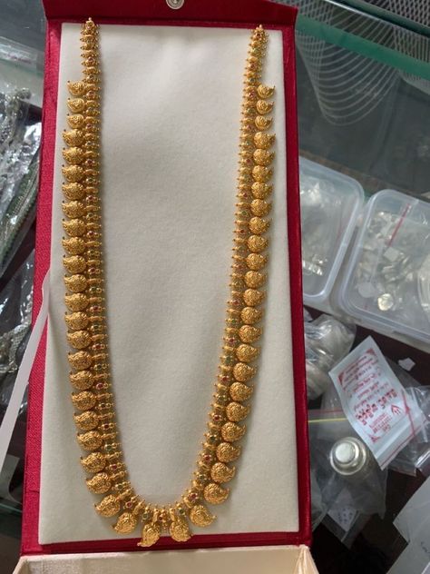 Haram New Designs, Long Mango Haram Designs, Antique Bridal Jewelry Gold, Mango Chain Gold, Antique Mango Haram Designs, Hara Designs Gold, Latest Mango Haram Designs With Grams, Harams Gold Indian Jewellery Design, Mango Haram Designs Gold Latest Long