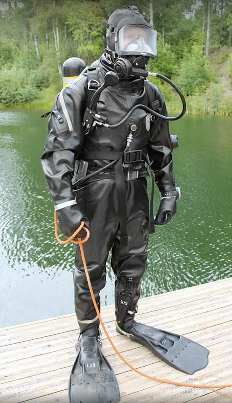 Scuba Diving Suit, Technical Diving, Models To Draw, Hazmat Suit, Deep Sea Diver, Scuba Diving Gear, Scuba Gear, Diving Suit, Diving Equipment